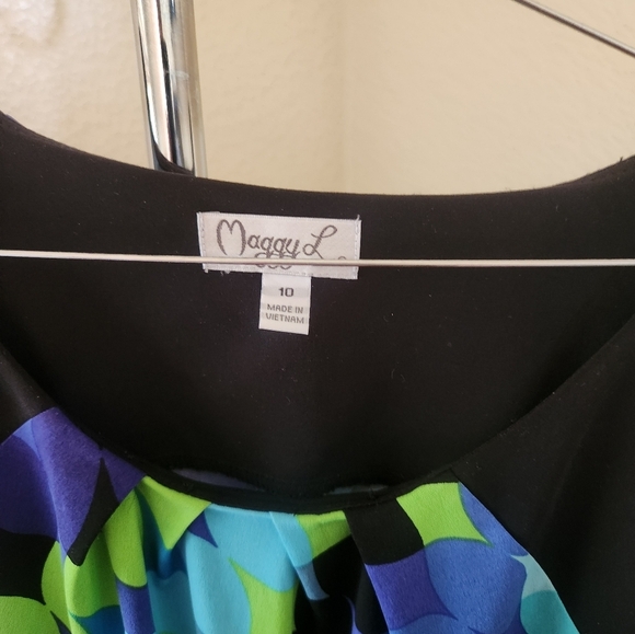 Maggy L Sleeveless Pullover Dress - Picture 3 of 3